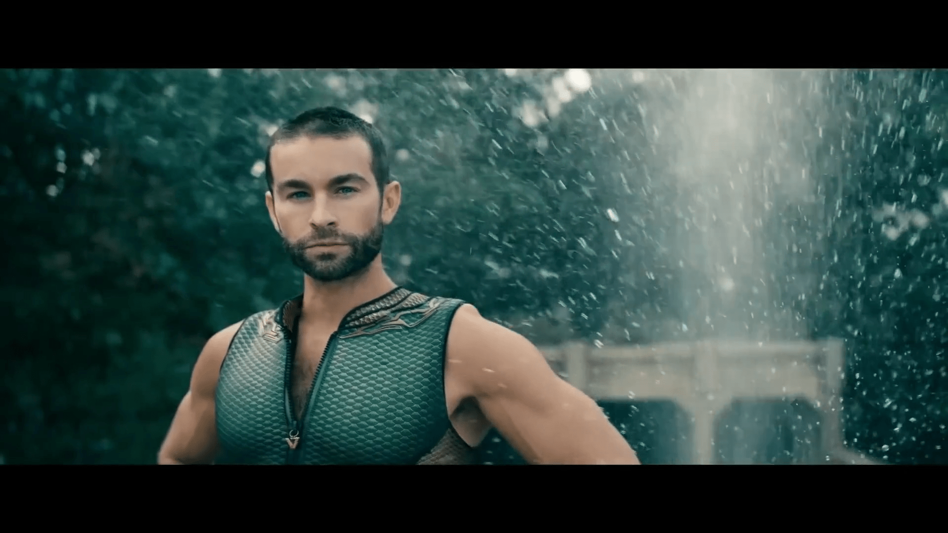 黑袍纠察队2游艇撞鲸鱼帅