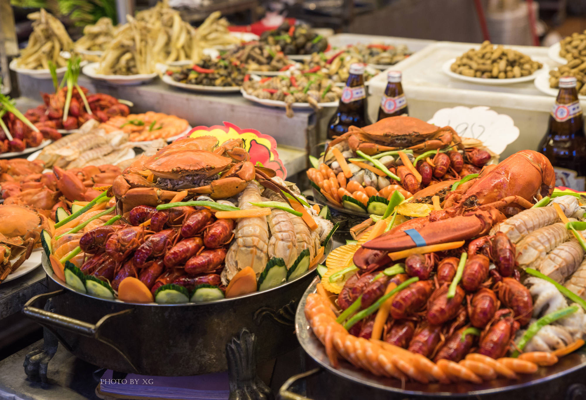 原创南宁这条不足百米的街道,却布满200多家美食店,成了游客必打卡地