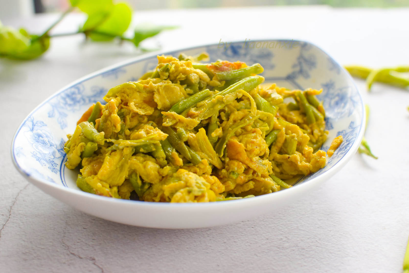 新鲜的黄花菜咋吃才安全?