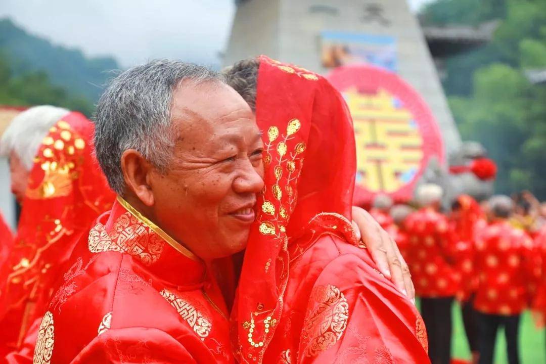 2020老君山金婚庆典,圆一场父母的浪漫婚礼梦!