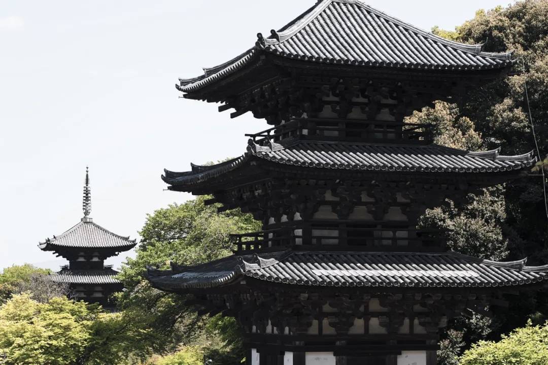 日本列岛十二世纪前的十一座木塔