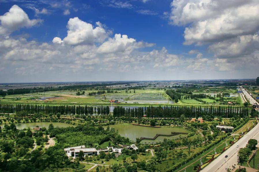 唐武德四年(公元621年),平朱灿.置汊川县于泐山.泐