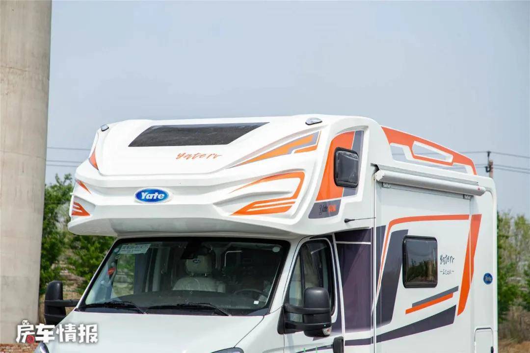 2020款依维柯房车发布3张大床能住6口人空间大不输五星酒店
