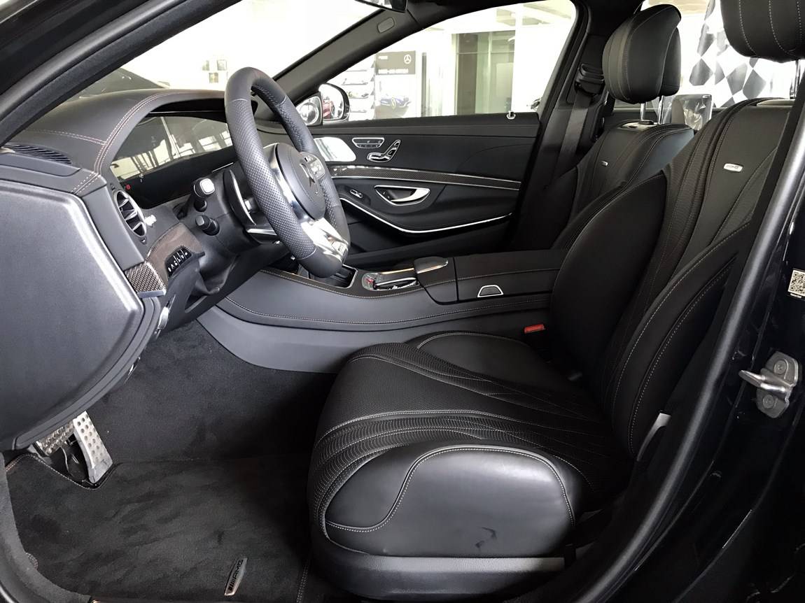 车辆型号:s65l amg ,颜色内饰:黑外/黑内 ,引擎参数:6.