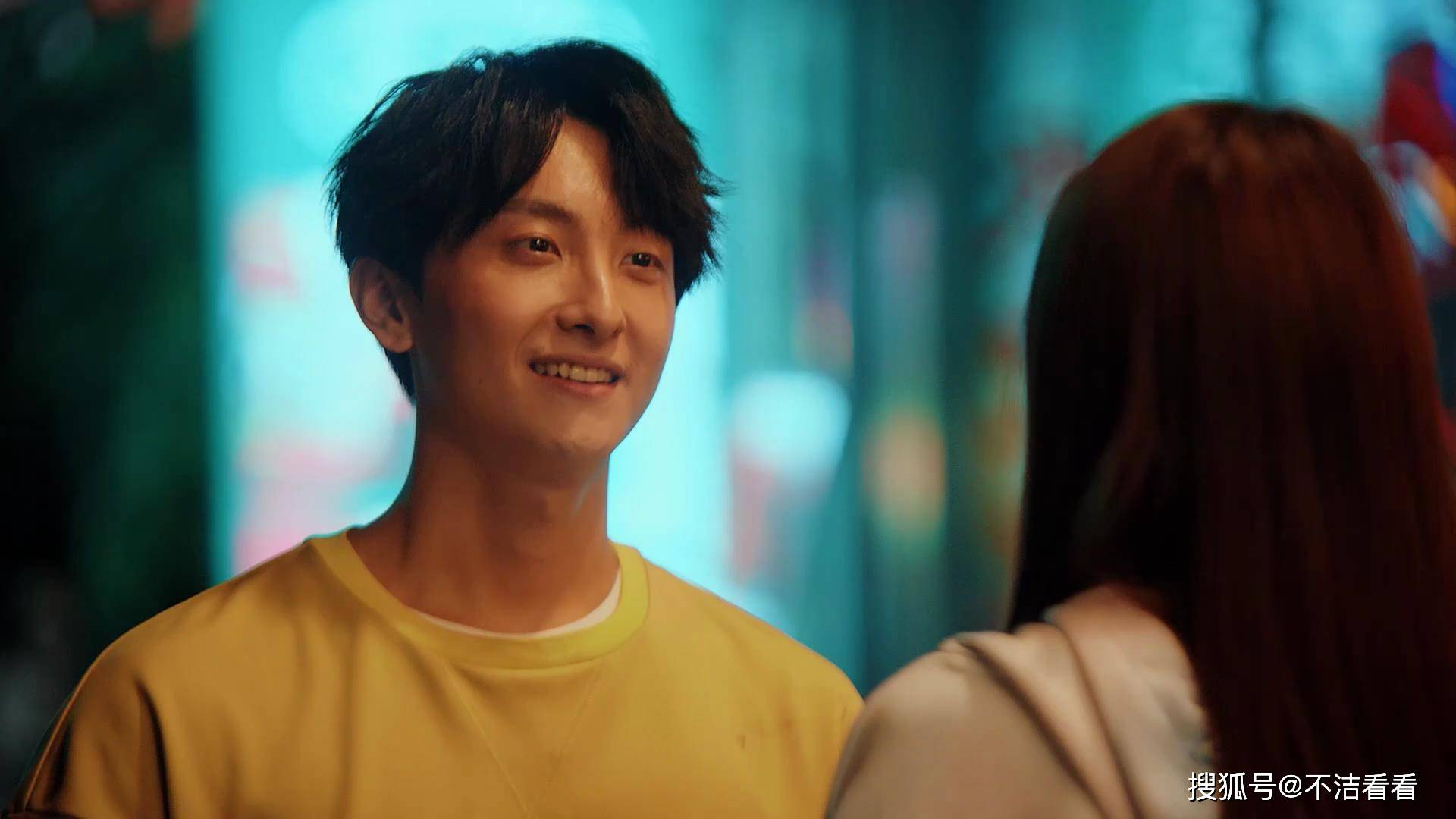 《二十不惑》段家宝为何会喜欢上赵优秀?演员董思怡发文回应