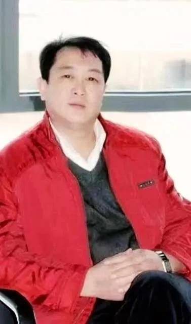 作者简介陈海川,70年生人!中共党员,河北唐山人,国企工作.