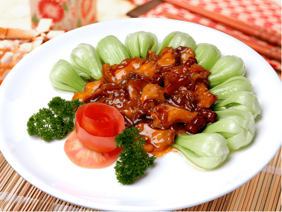 挑选出的驴蹄最好是挑选两三岁小驴的蹄子.