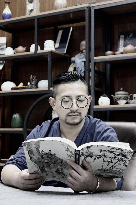 书画艺术家高云鹏栩栩欲活跃然纸上