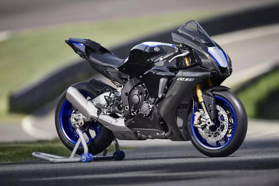 淺析雅馬哈跑車王,2020款yzf-r1m