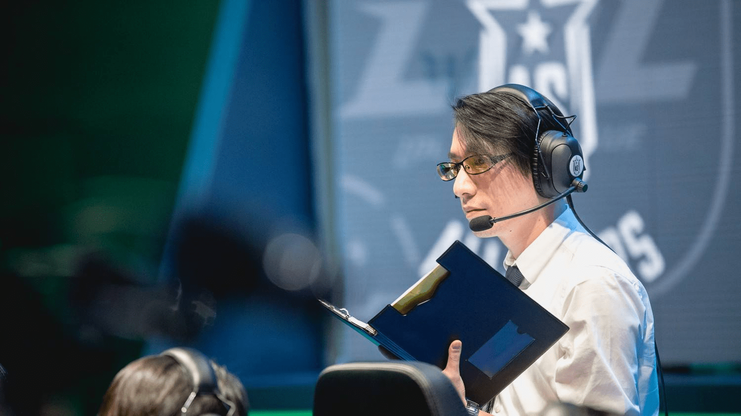 原创前rng教练风哥,可以回到lpl任职?明年恐将见到"风之bp"!