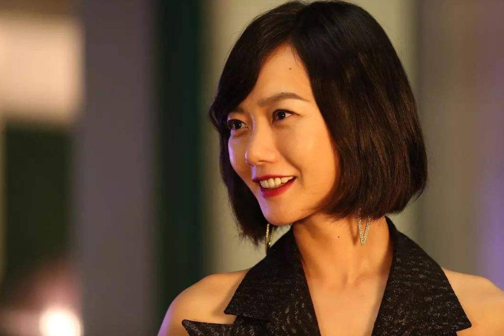 《秘密森林2》终于来了,原班人马再度出演,这部悬疑剧不容错过_裴斗娜