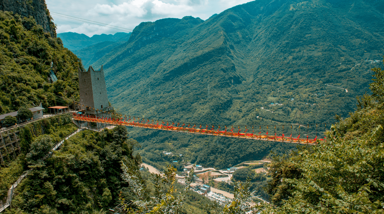 九皇山全景图图片