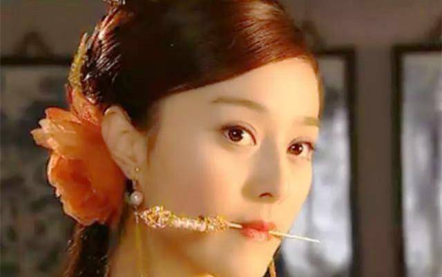 《爱情宝典》美女如云,梦萍一人分饰演两角,超美!