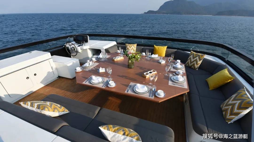 云端游艇展莫阿娜游艇引领国产双体动力艇潮流