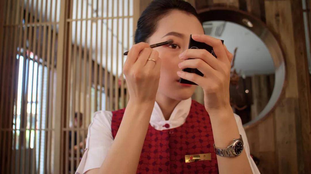 美妆护肤达人空姐妖妖教你画个日常空姐妆,小仙女们要get