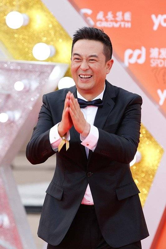 50岁天命之年的张嘉译为什么又改名张嘉益,细品原来是一种真正的幸福