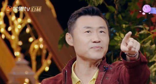 原创一张魏大勋和李娜的合影是有争议的,老公姜山当场生气了