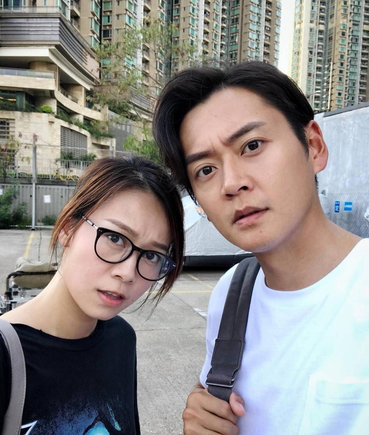 tvb小生张振朗与女友同居试婚,独自拿所有物品,全程表现贴心_手机搜狐