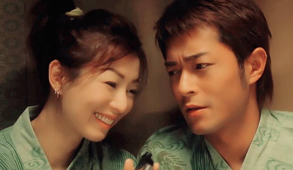 郑秀文:满脸胶原蛋白的样子反而更迷人_章子怡