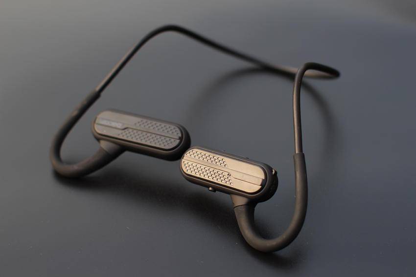 dacomairwingsmp3蓝牙耳机外放不入运动时选它就对了