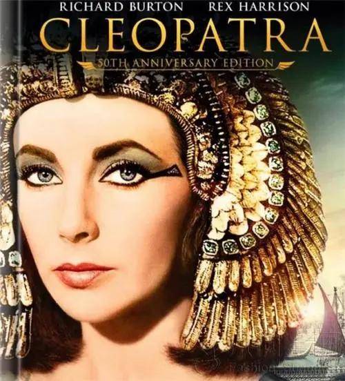 因出演《埃及艳后》享誉全球的她,被誉为"好莱坞常青树"和"世界头号