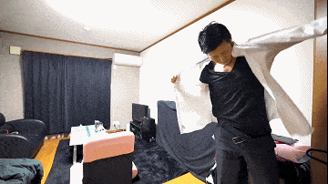 日本柏青哥服务生的一天扫大街下跪带新人生活从不容易