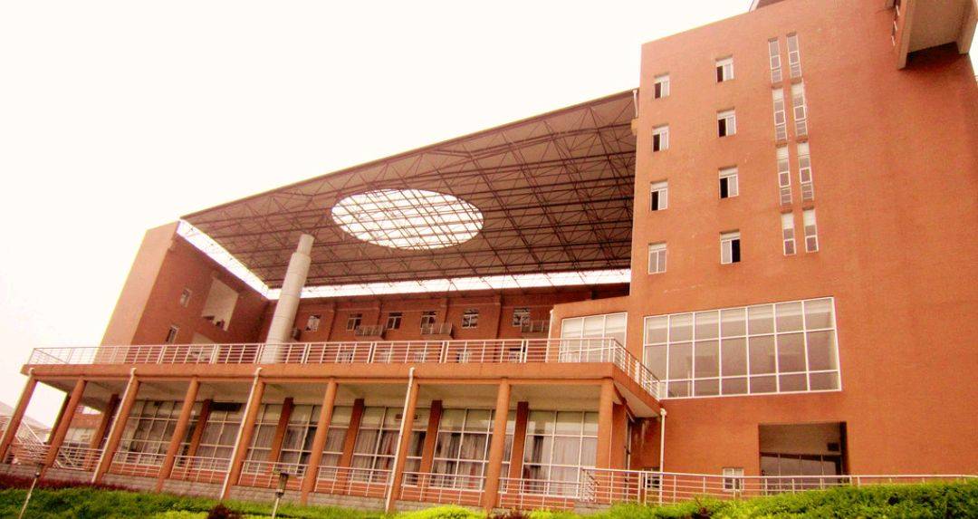 这所"双非"高校是湖南最遗憾的大学!_湘潭