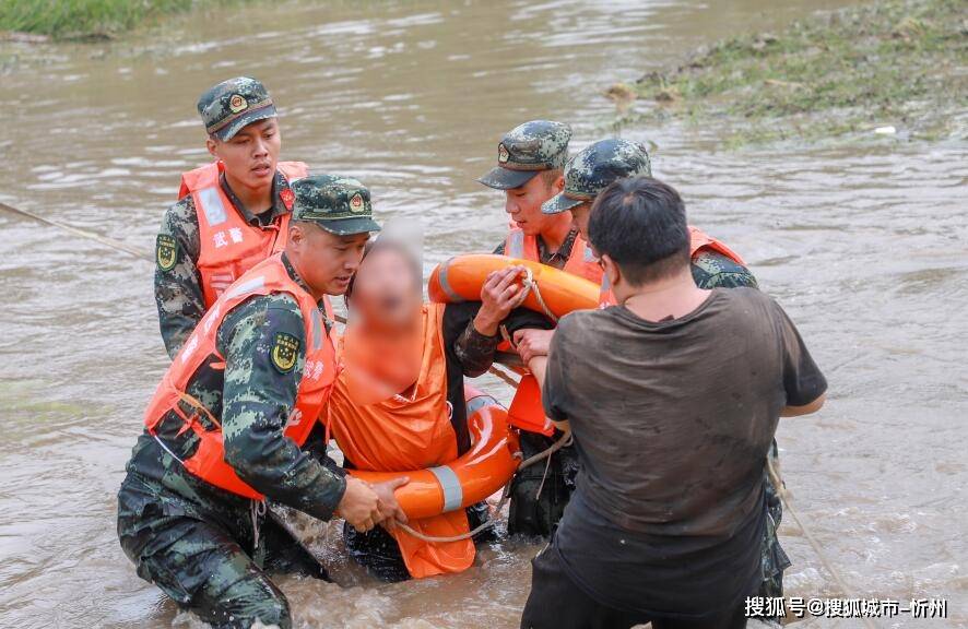 山西水灾救灾图片图片