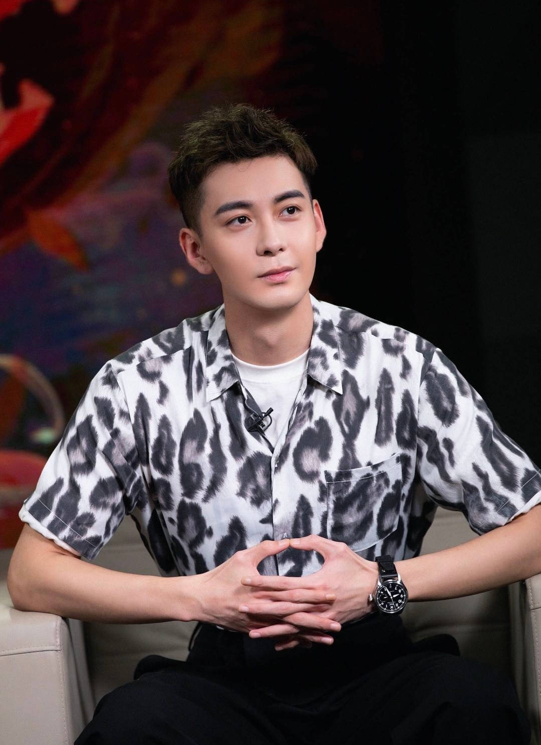 东宫太子陈星旭人红真的不靠颜值全凭穿搭原地出道