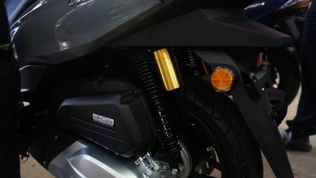 1.59万起,混合动力大阳v锐150/125静态测评