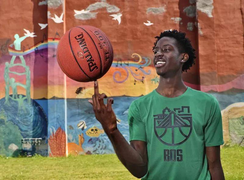 原创20届顶尖前锋terrenceclarke让球飞得久一点