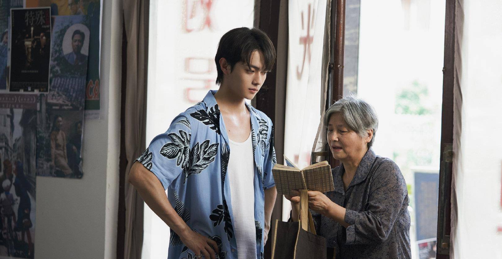 最美表演!许凯《最后一场电影》剧照来了,帅气面孔似中版车银优