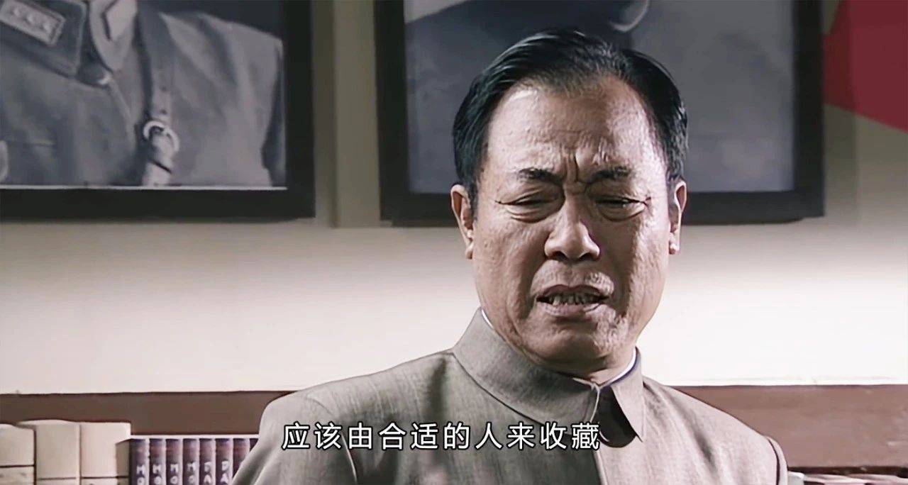 重看《潜伏》,我挖到了很多有趣细节:剧中有两个"高智商玩家"