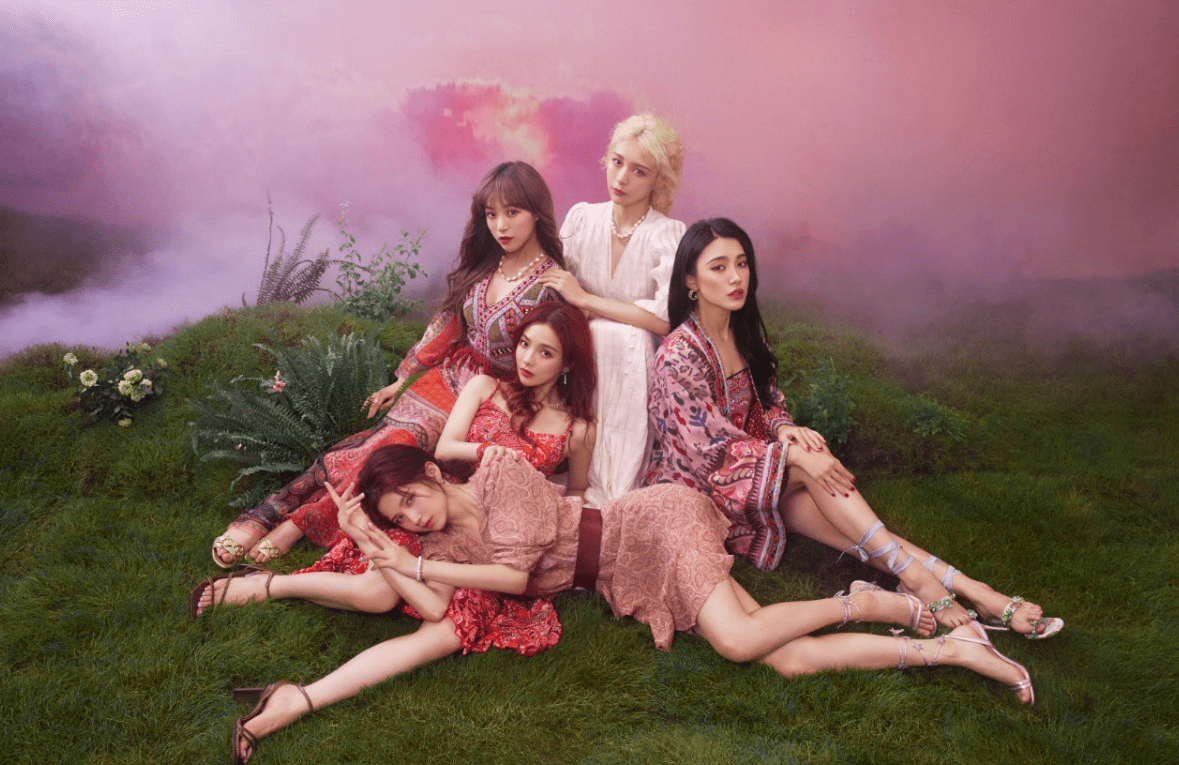 戴萌许杨玉琢狂"炫腹",长腿妹妹张语格性感热舞!