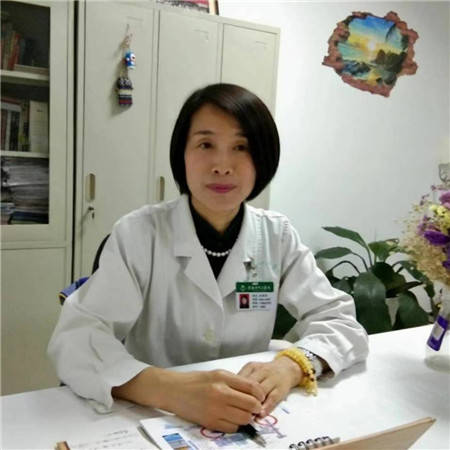 【泰安市中心医院李翠萍】点亮心灯健康人生 做个优秀的驾驶员_老人