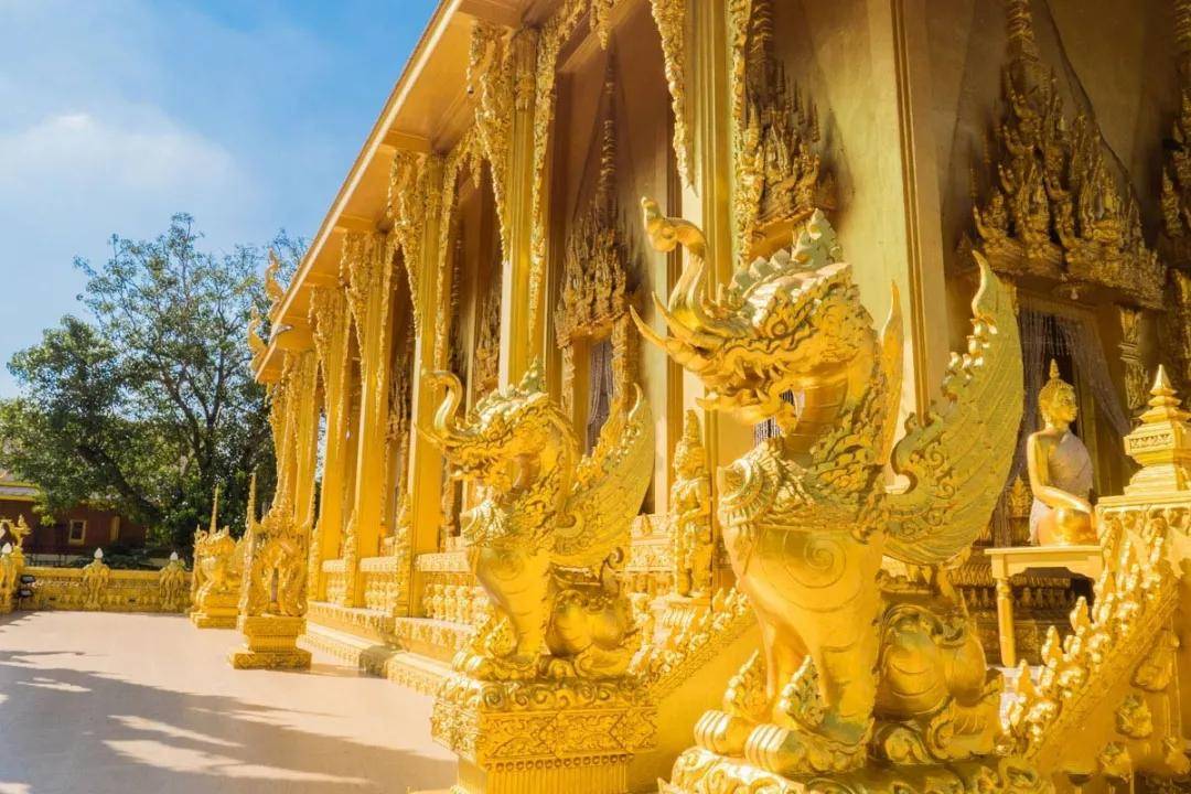 泰国10大颜值最高的寺庙!蓝白粉金不够用,还有蒂芙尼蓝