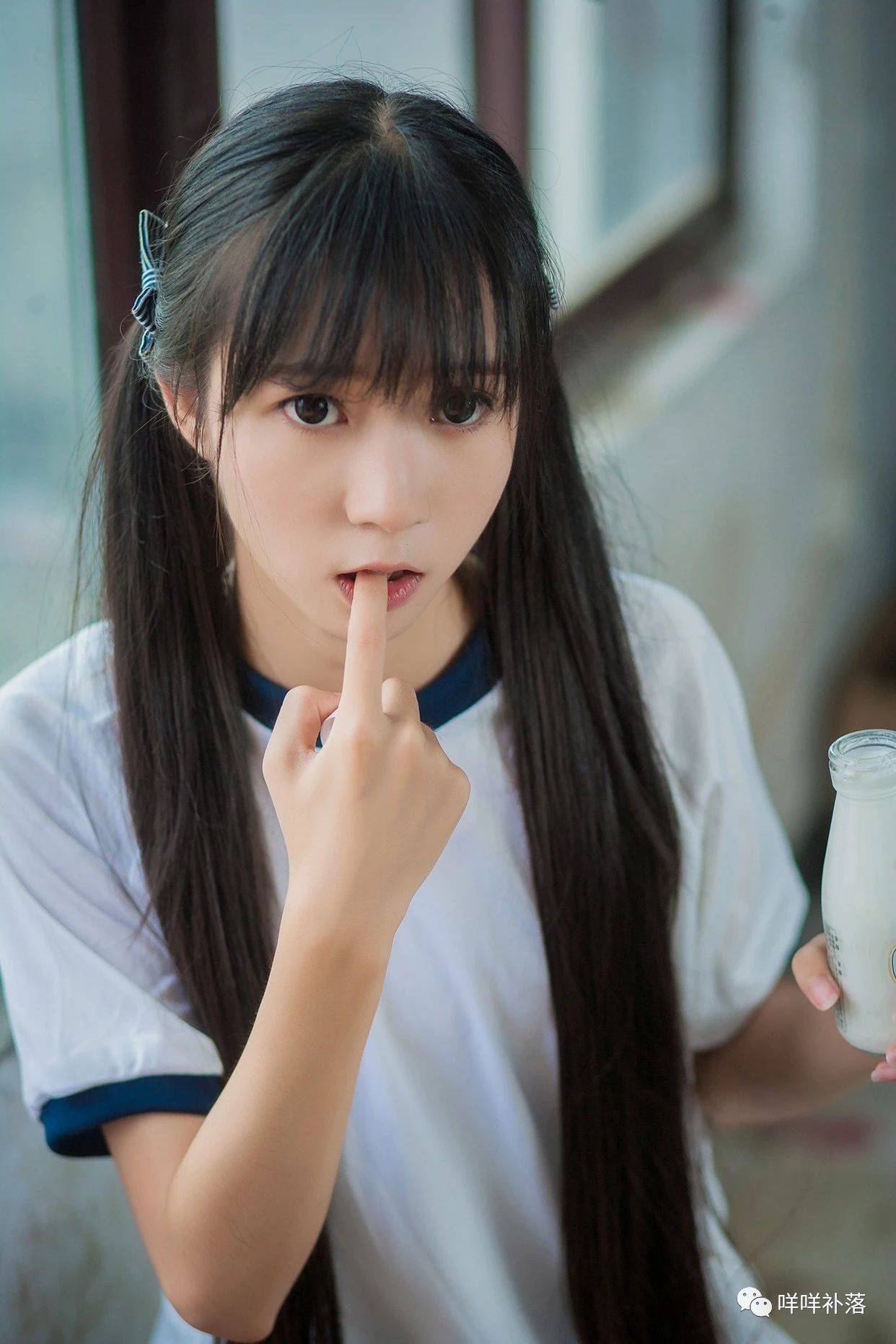 十张高清美女图片手机壁纸,宅男必备