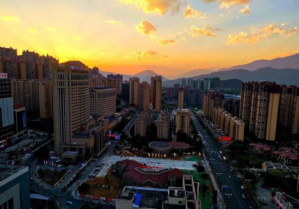 大国大城时代,小城市如何寻机?