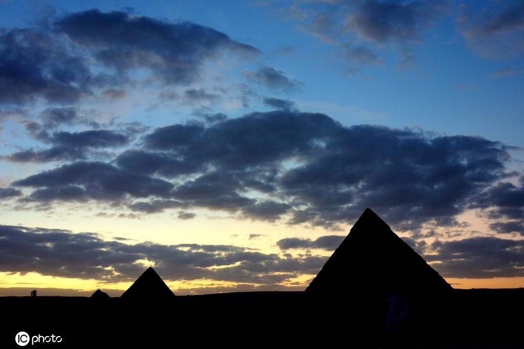 古埃及金字塔中最大的金字塔——胡夫金字塔-搜狐大视野-搜狐新闻