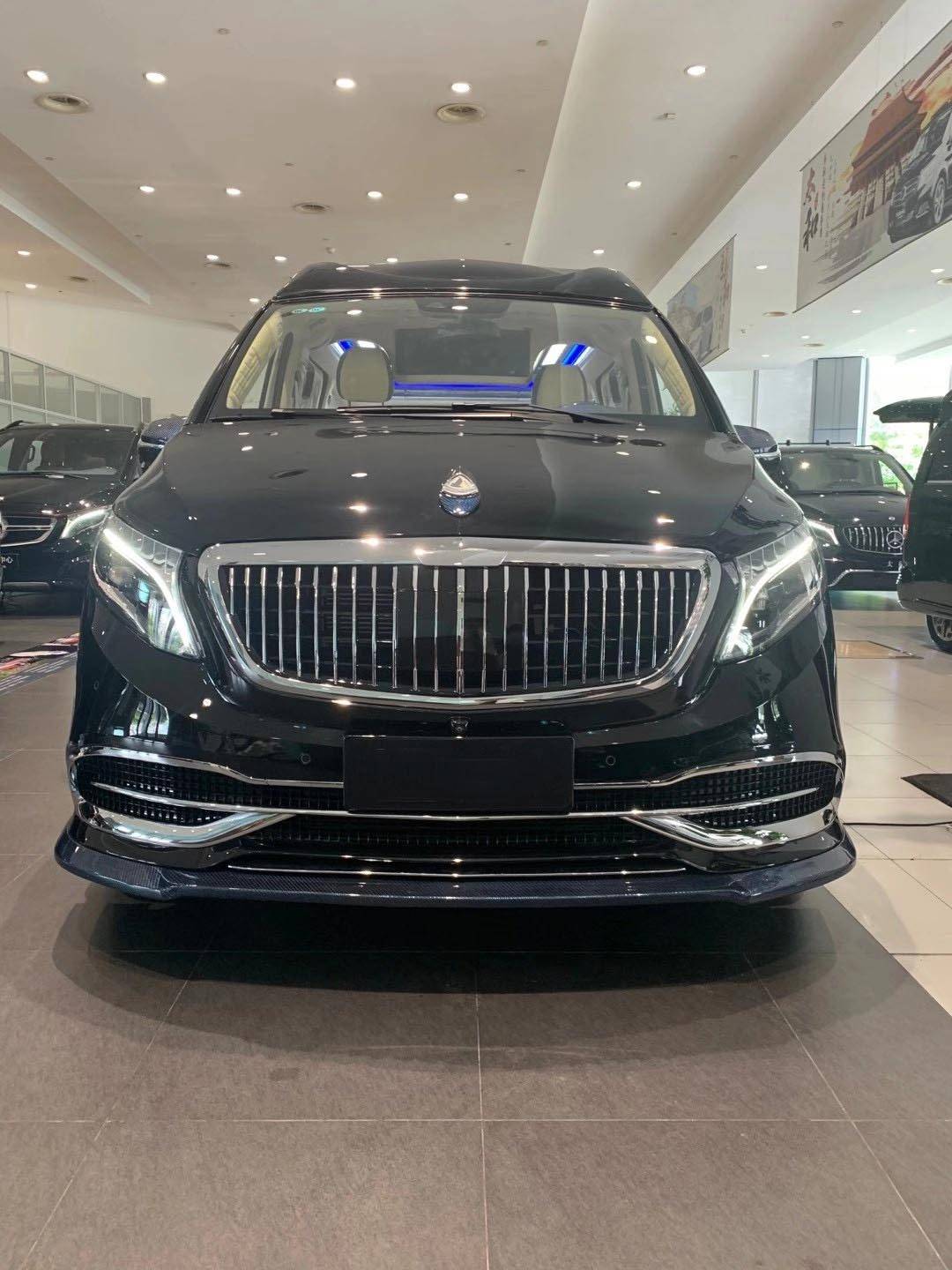 巅峰之作迈巴赫vs980高顶半隔断商务车