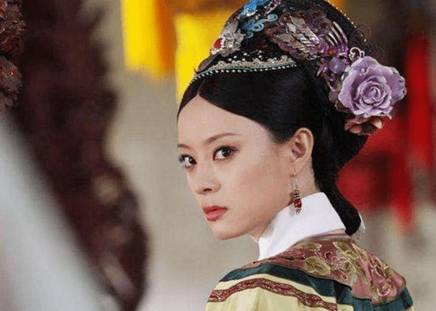 同样是演愤怒戏,杨颖靠瞪眼,热巴靠咬牙,而她只需一个眼神_演技