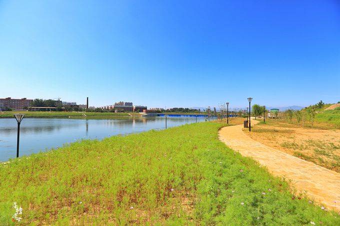 石家庄赞皇有一处槐河湿地,山清水秀,是乡村休闲游
