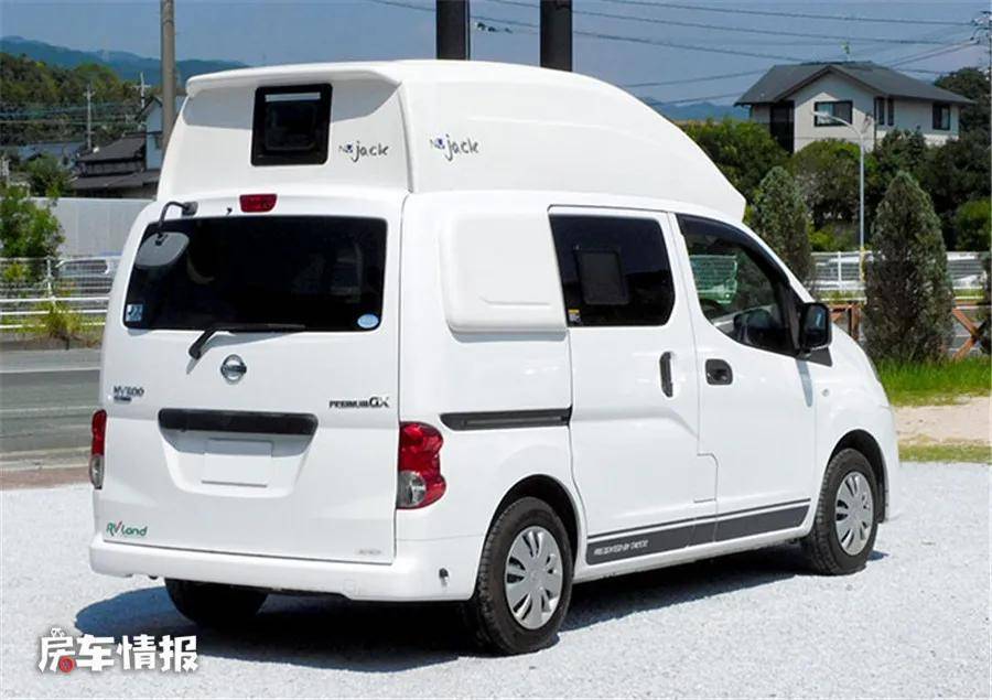 原创日产nv200房车咋样?上下两层能住4人,售价只要20万出头