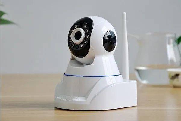 儿子报警称被父亲用摄像头监控,父亲反问:你有多少隐私?