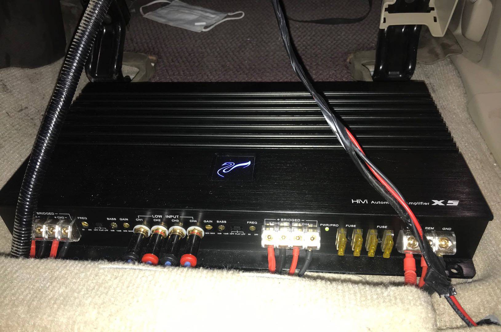 丰田普拉多汽车惠威汽车音响改装