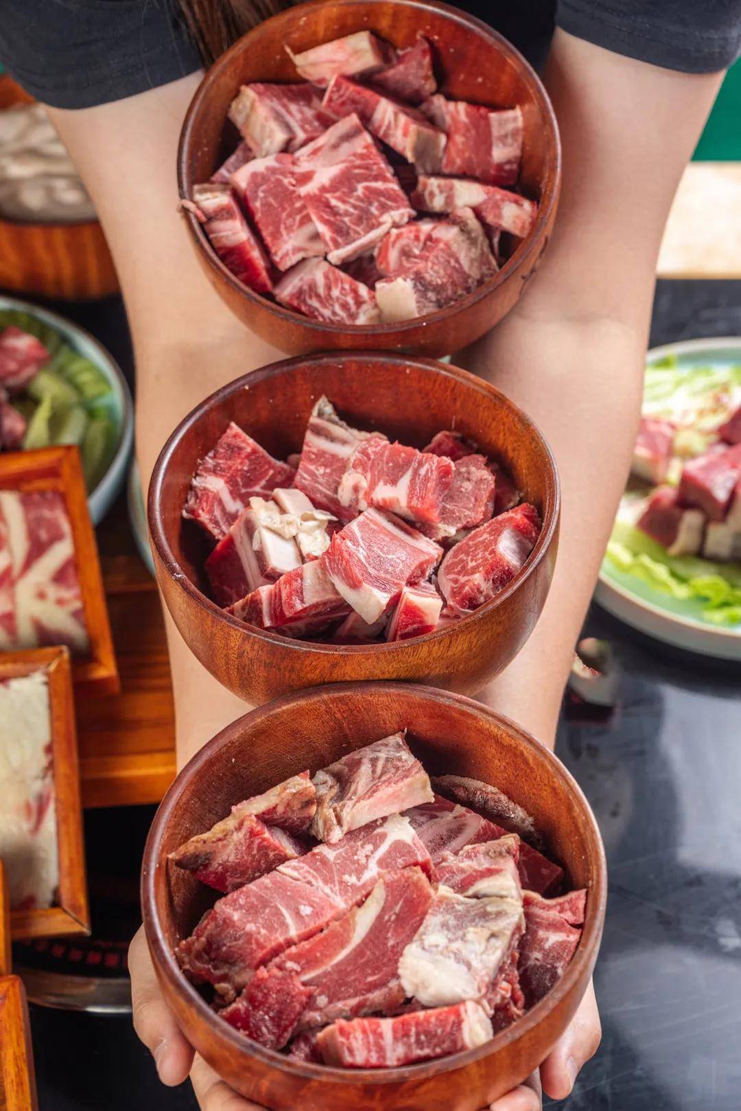 人气牛肉料理店开放晚市放题仅0668位18款牛肉不限量任吃限量抢