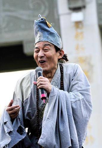 1985年,"初代济公"拍戏遇3件怪事,游本昌从此便皈依佛门_手机搜狐网
