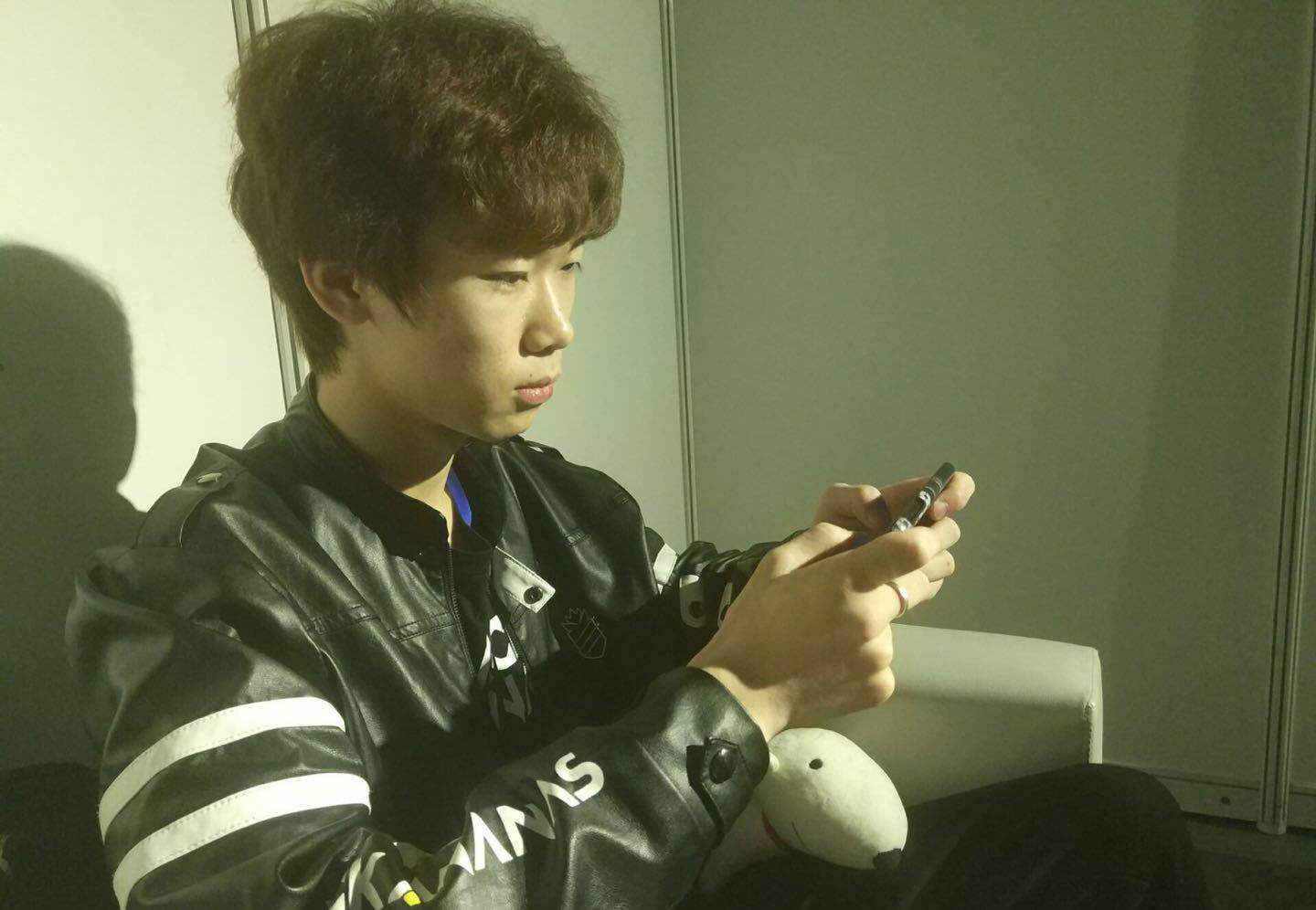 原创kpl小兽退役太可惜,开播效果拉垮让人想睡觉,全赖ba按头退役