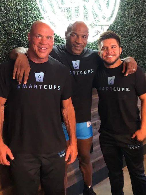 迈克·泰森点名要求这位名人堂成员陪他训练……_手机搜狐网