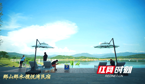 周末趣湖南丨夏风吹过的白廊让人乐不思暑